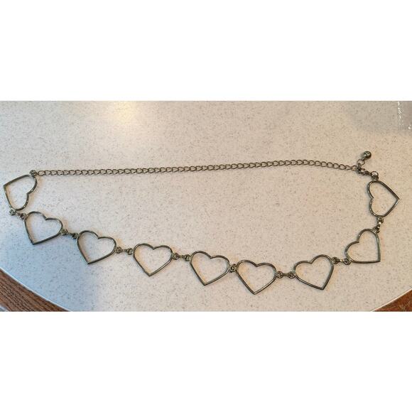 Silver heart outlined link chain belt 42” each heart is 2x2” Y2K Glam Boho Chic